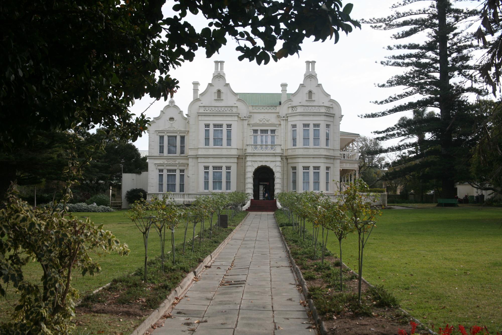 Ann Bryant Art Gallery