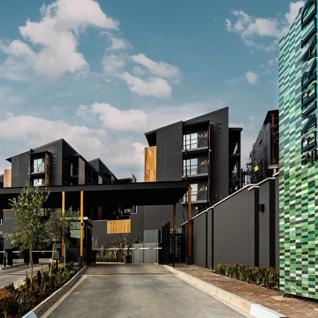 Emerald_Convenient-Luxury-Living_1